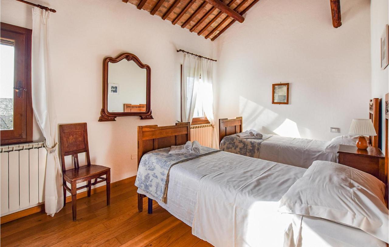 2 Bedroom Awesome Home In Taglio Di Po Ro ポルト・ヴィーロ エクステリア 写真