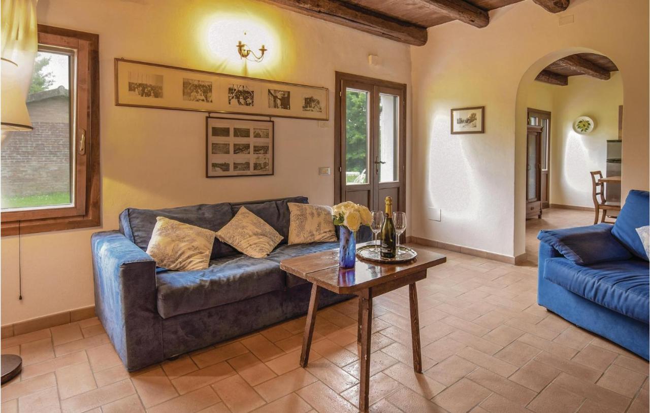 2 Bedroom Awesome Home In Taglio Di Po Ro ポルト・ヴィーロ エクステリア 写真